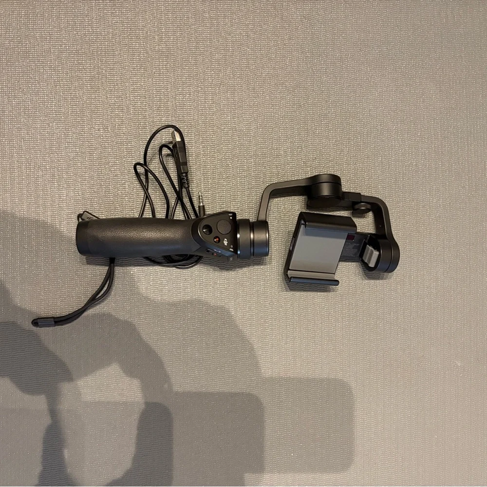 DJI Osmo Mobile Gimbal — White and Black